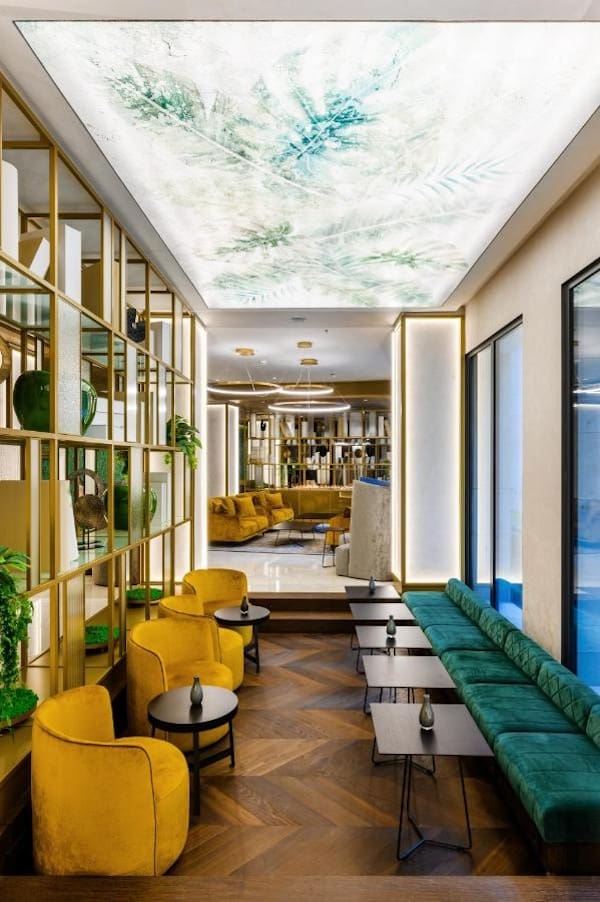 Hotel Emerald