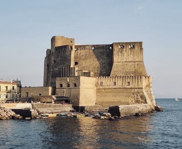 Castel dell'Ovo Nápoles