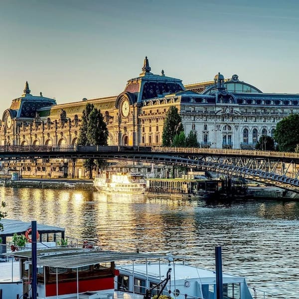 Sena Paris